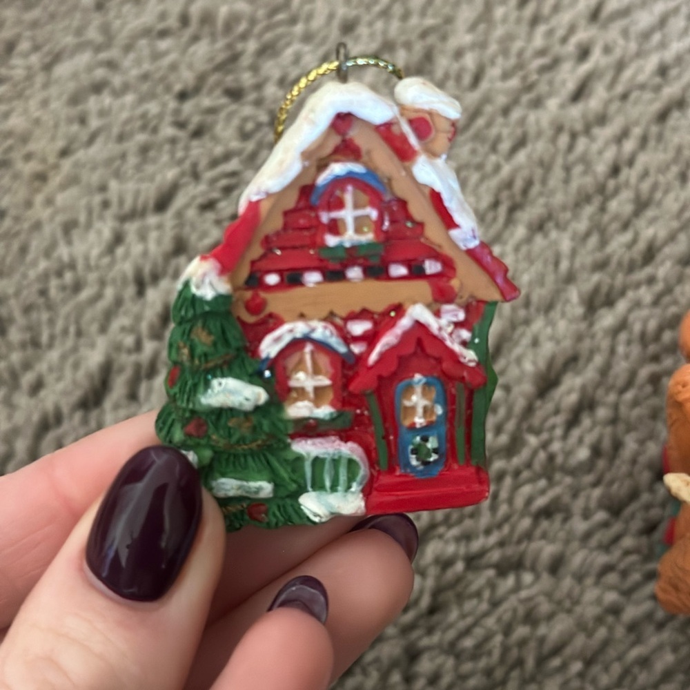 Vintage Festive Christmas Ornaments Lot - Picture 3 of 6